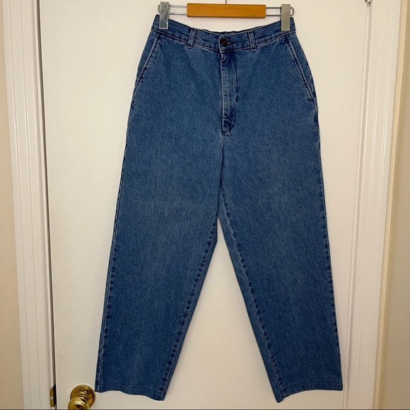 Vintage 90's Medium-Light Wash High Waist Mom Jeans - Picture 5 of 8